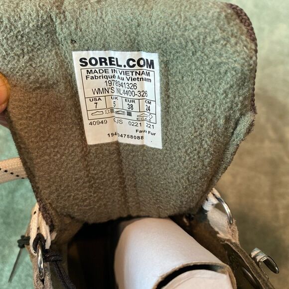 SOREL Kintec New with tags Boots - Picture 11 of 15